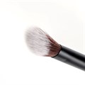 Brushworks No.25 Brightening Concealer Brush Alternative Image