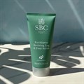 SBC Eucalyptus Reviving Leg & Foot Scrub 200ml Alternative Image